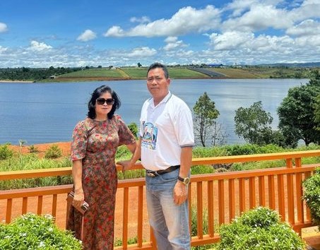 រដ្ឋបាលស្រុកបូទុមសាគរ សូមថ្លែងអំណរគុណយ៉ាងជ្រាលជ្រៅជូនចំពោះ លោក អាន ស្រៀង ដែលបានឧបត្ថម្ភថវិកាចំនួន ៥០០.០០០រៀល (ប្រាំរយពាន់រៀលគត់) ជូនរដ្ឋបាលស្រុកសម្រាប់ចូលរួមក្នុងពិធីប្រណាំងទូក ប្រកួតសម្រស់ស្ត្រីមជ្ឈិមវ័យ និងតាំងពិព័រណ៍លក់ផលិតផលនានា ក្នុងព្រះរាជពិធីបុណ្យអុំទូក បណ្តែតប្រទីប និងសំពះព្រះខែ អកអំបុក នាថ្ងៃទី១៤-១៦ ខែវិច្ឆិកា ឆ្នាំ២០២៤ នៅមុខសាលាខេត្តកោះកុង